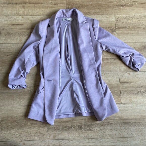 Ricki’s blazer lilac ruched‎ 3/4 sleeves notch collar single button - Picture 9 of 14